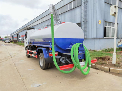 5方東風(fēng)多利卡小型藍(lán)牌吸糞車