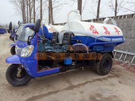 中國環(huán)保行業(yè)百強(qiáng)企業(yè) 三輪吸糞車廠家直銷